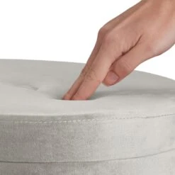 Tectake Sitzhocker Ava Gepolstert In Samtoptik 300kg Mit Stauraum - Hellgrau - 403952 -Tectake ae55b04e 67f9 4c63 8a99 57b73b6487b6